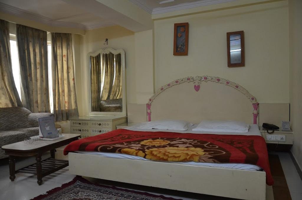 Hotel Durga International Nueva Delhi Habitación foto