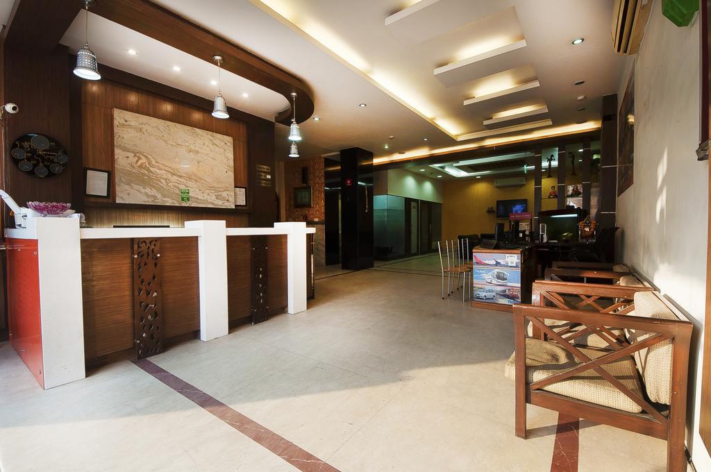 Hotel Durga International Nueva Delhi Exterior foto